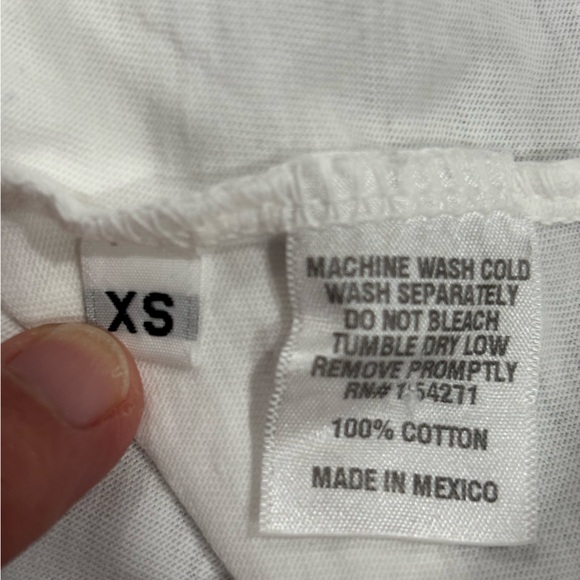 257. NWOT RECYCLED KARMA Aerosmith Puff Long Sleeve White Shirt - Picture 7 of 7